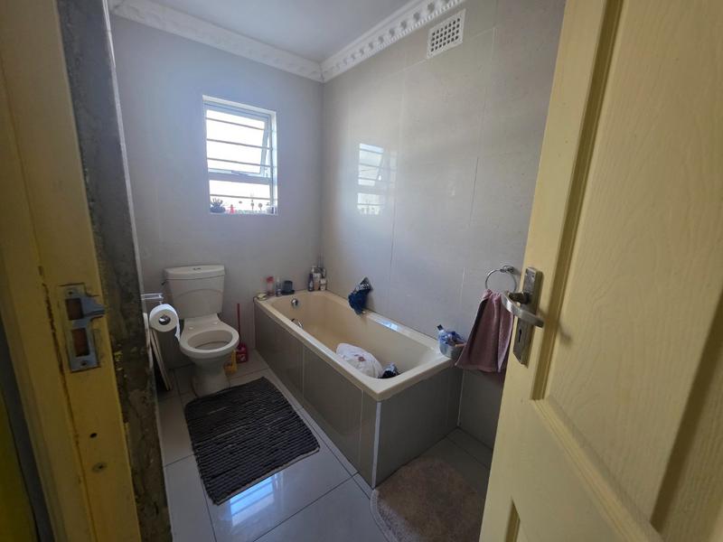 2 Bedroom Property for Sale in Parow Western Cape